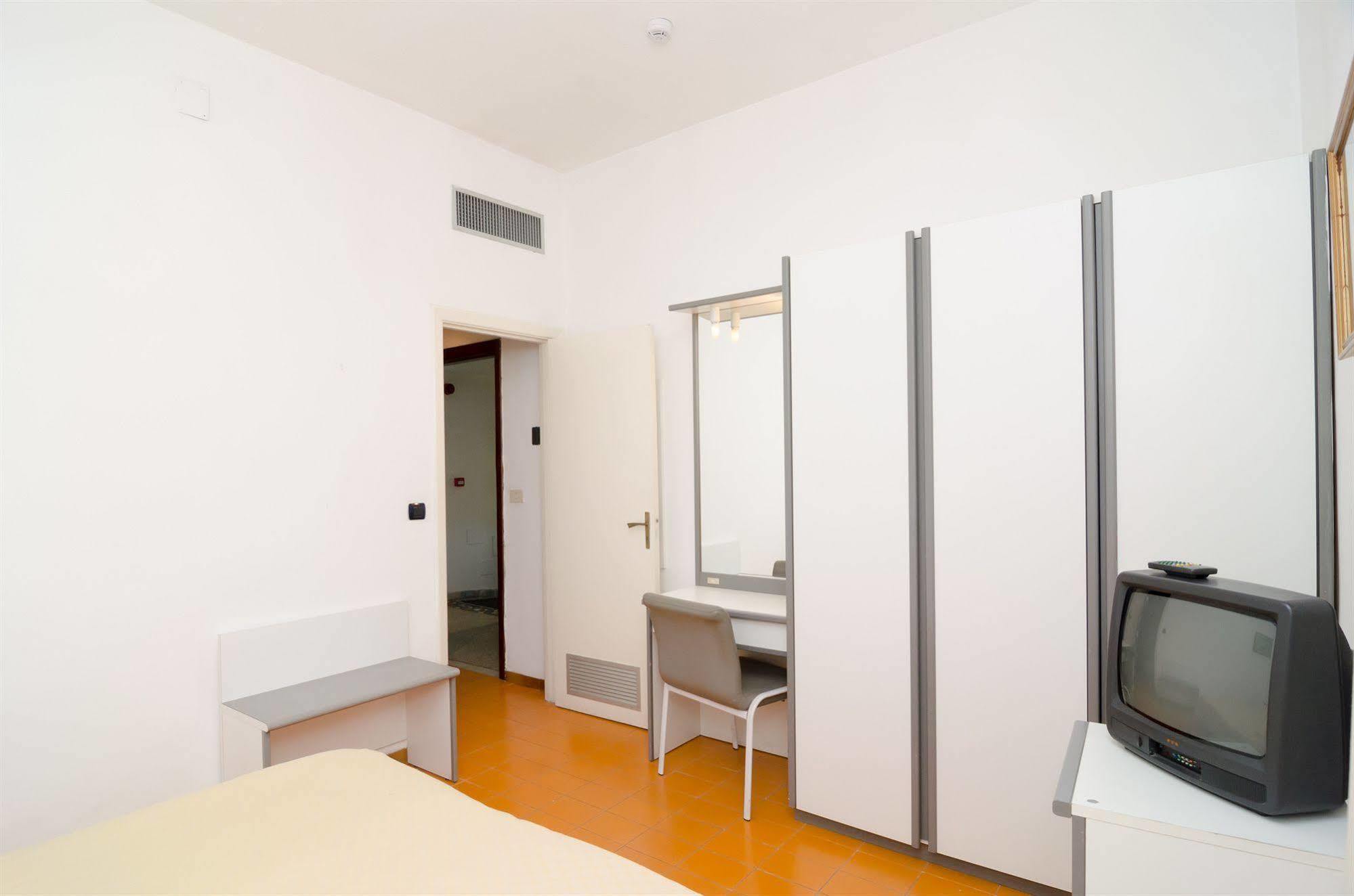 Hotel Flora Wellness&Beauty Ischia Exterior foto