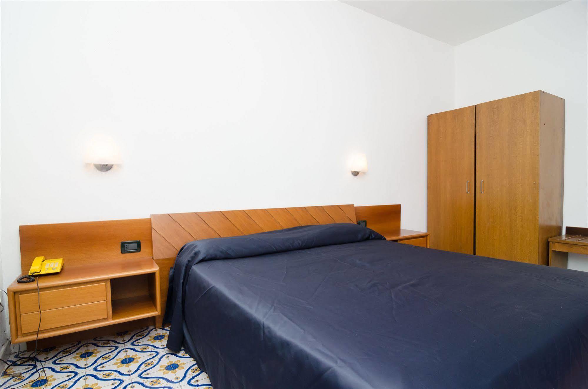 Hotel Flora Wellness&Beauty Ischia Exterior foto